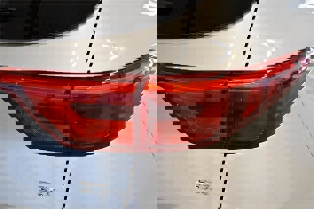 Used 2017 Kia Sportage EX w/ EX Technology Package image 12