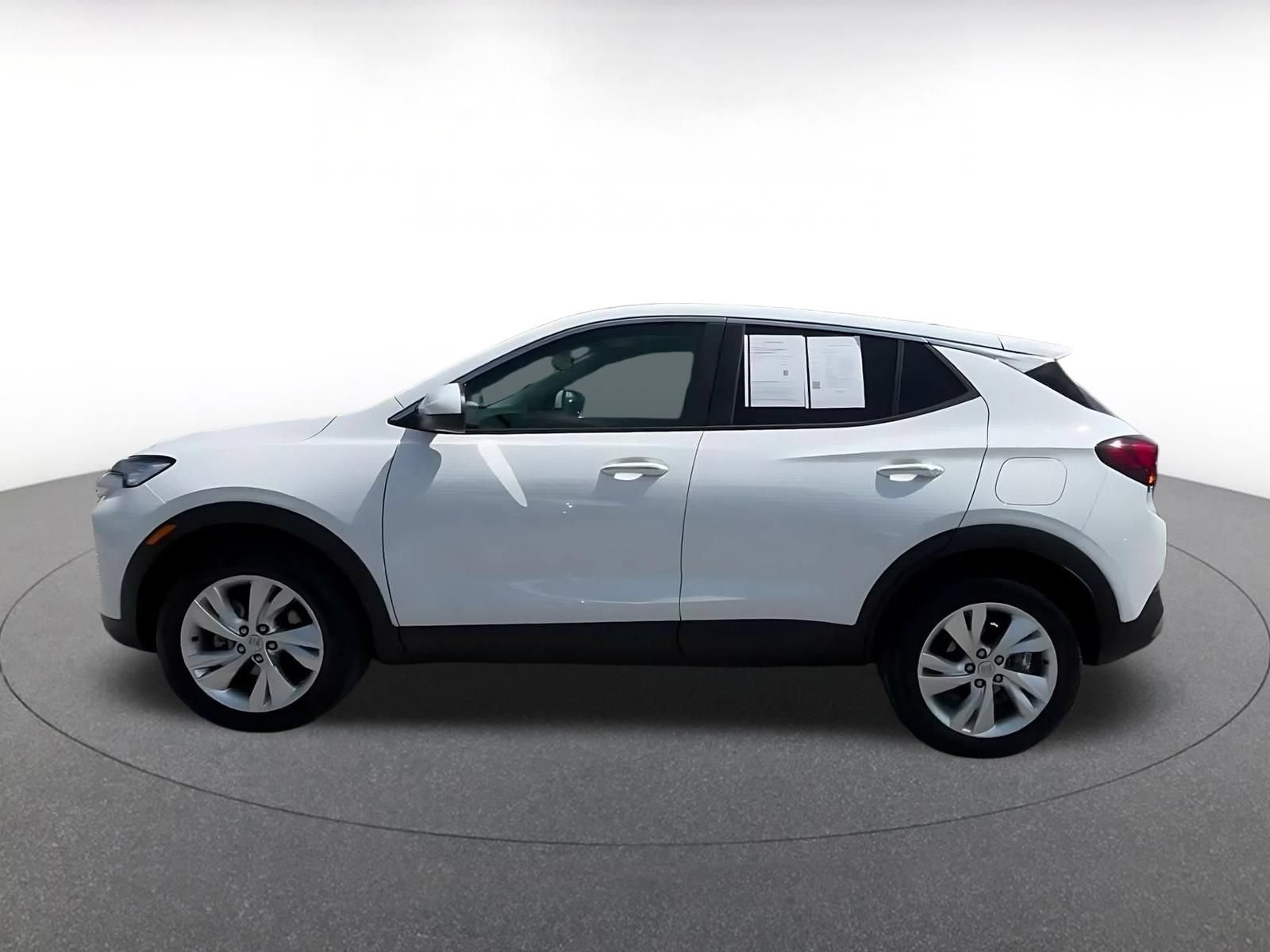 Used 2026 Buick Encore GX Preferred AWD/4WD image 8