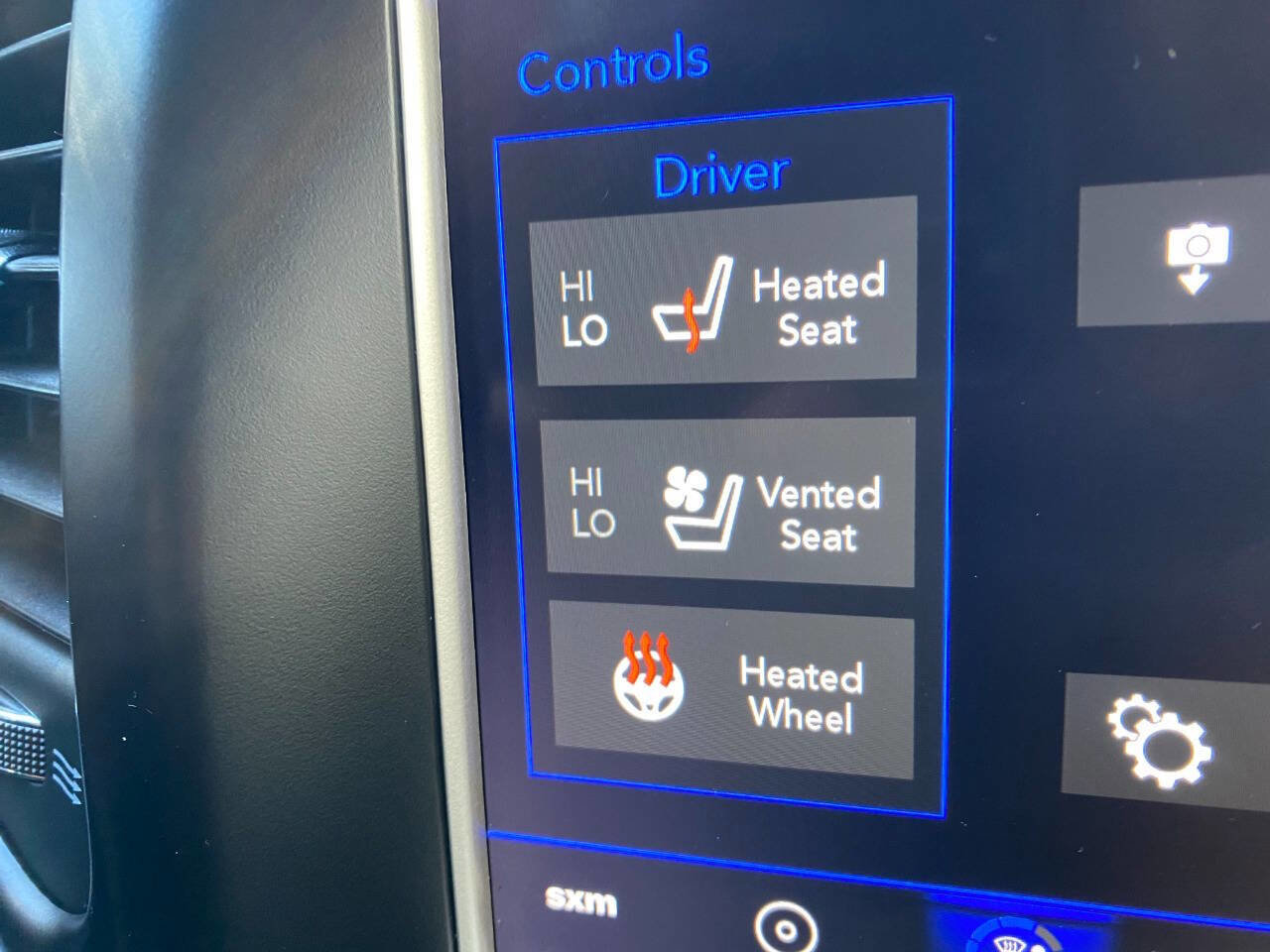 Used 2018 Jeep Grand Cherokee Summit w/ Skid Plate Group image 40