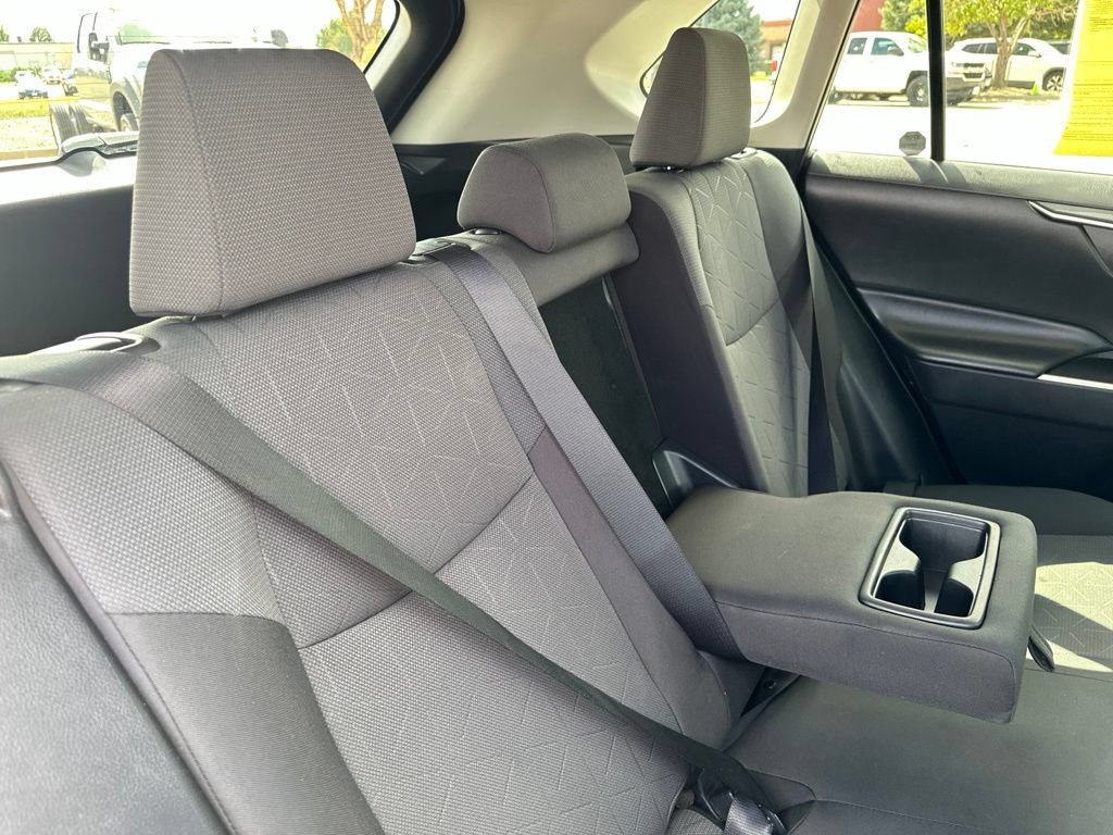 Used 2019 Toyota RAV4 XLE w/ Convenience Package AWD/4WD image 27