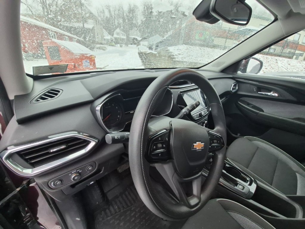 Used 2023 Chevrolet TrailBlazer LT w/ Convenience Package image 10