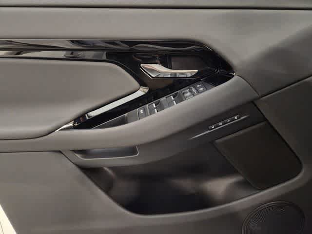 Used 2026 Land Rover Range Rover Evoque S AWD/4WD image 24