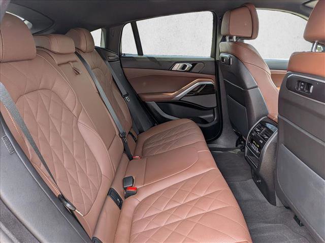 Used 2025 BMW X6 xDrive40i image 21