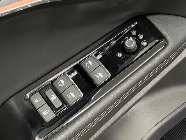 New 2025 Jeep Wagoneer S Limited image 32