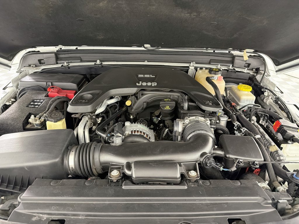 Used 2018 Jeep Wrangler Sport AWD/4WD image 30