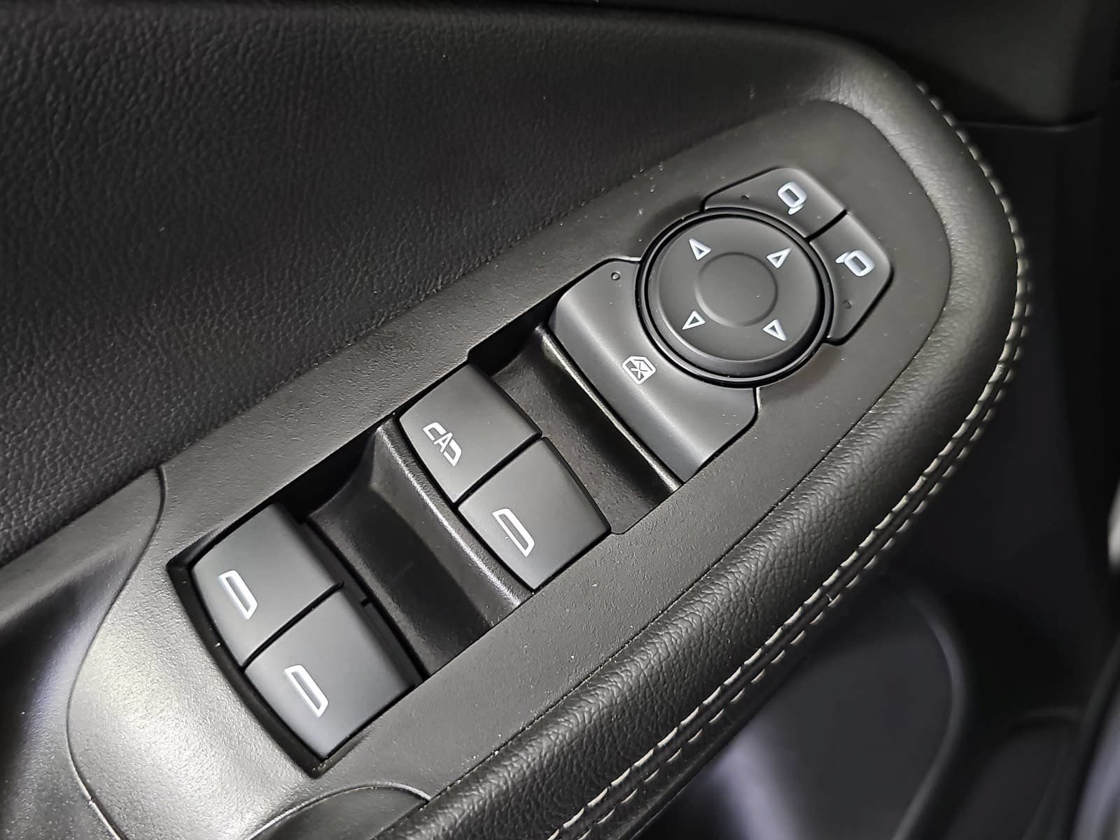 Used 2024 Buick Encore GX Preferred FWD image 24