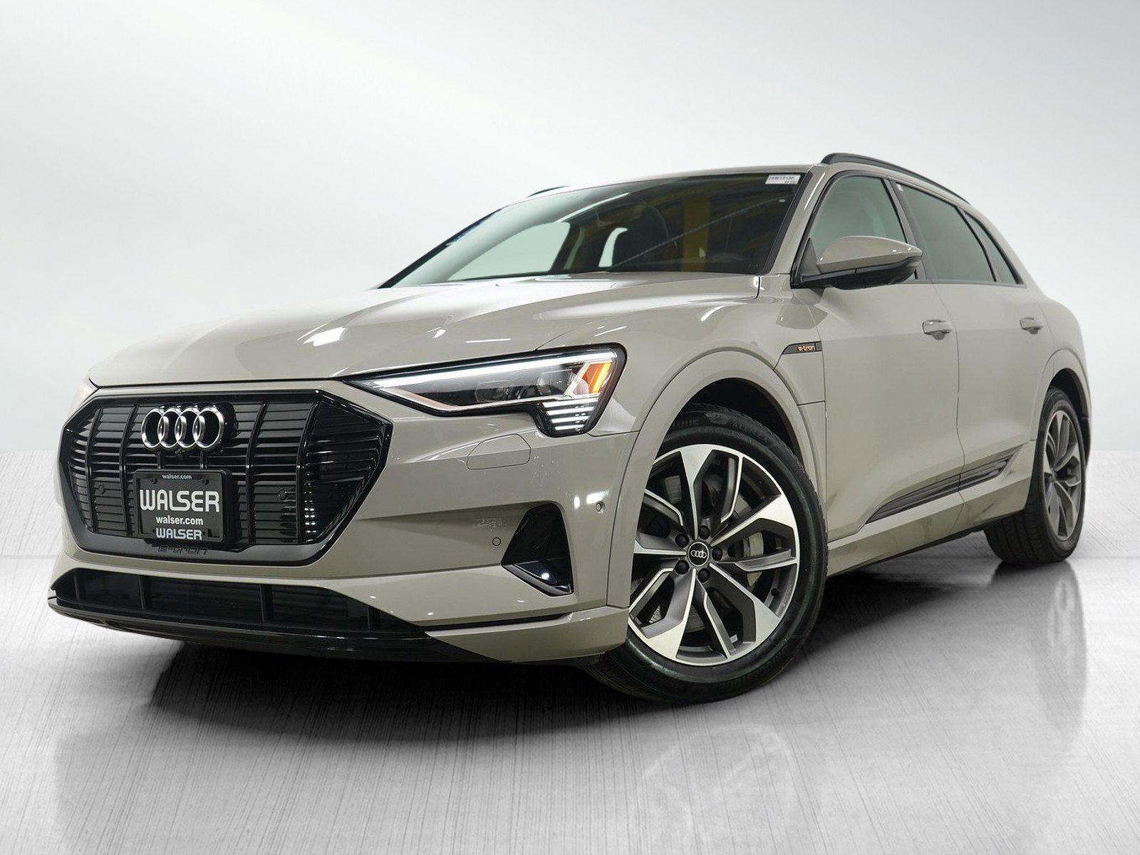 Used 2021 Audi e-tron Premium Plus w/ Premium Plus Package
