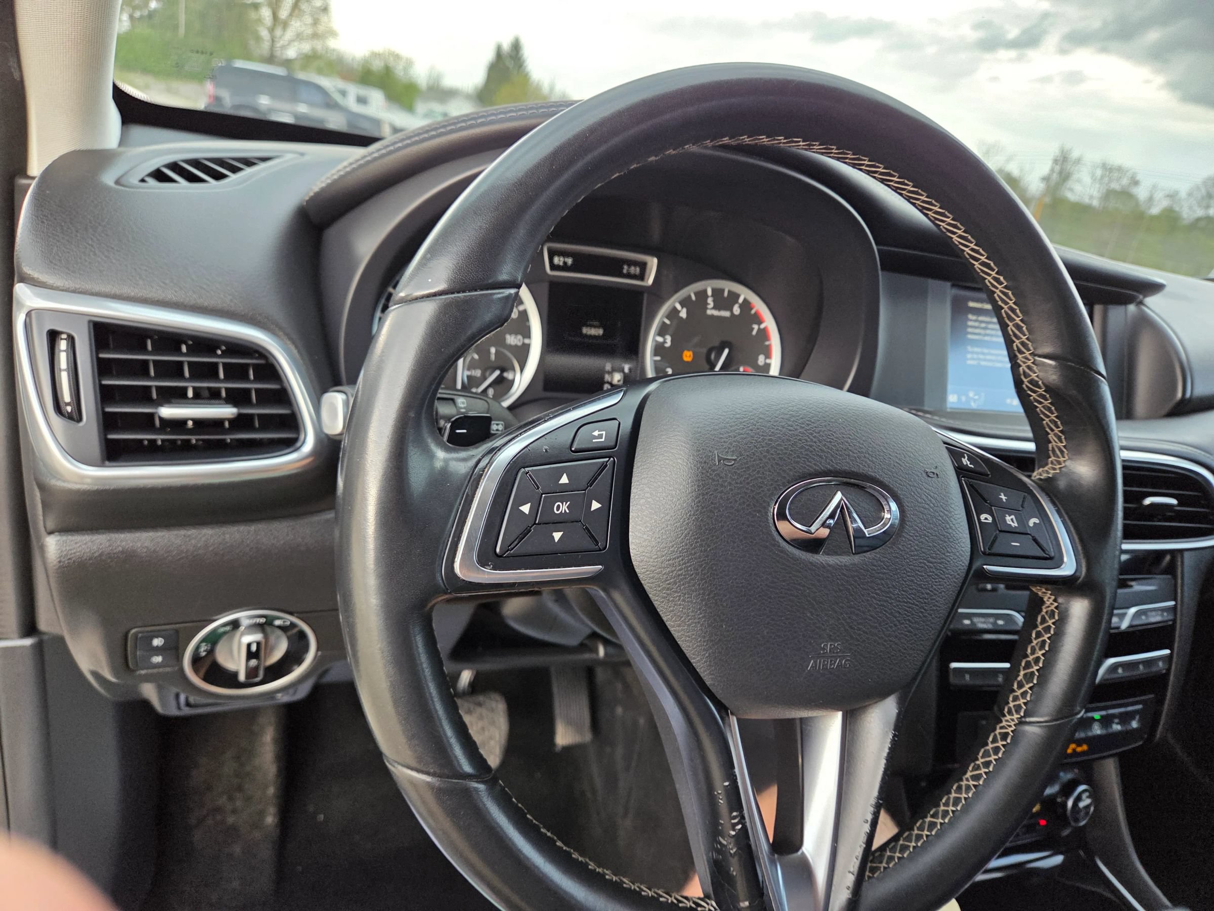 Used 2018 INFINITI QX30 AWD image 27