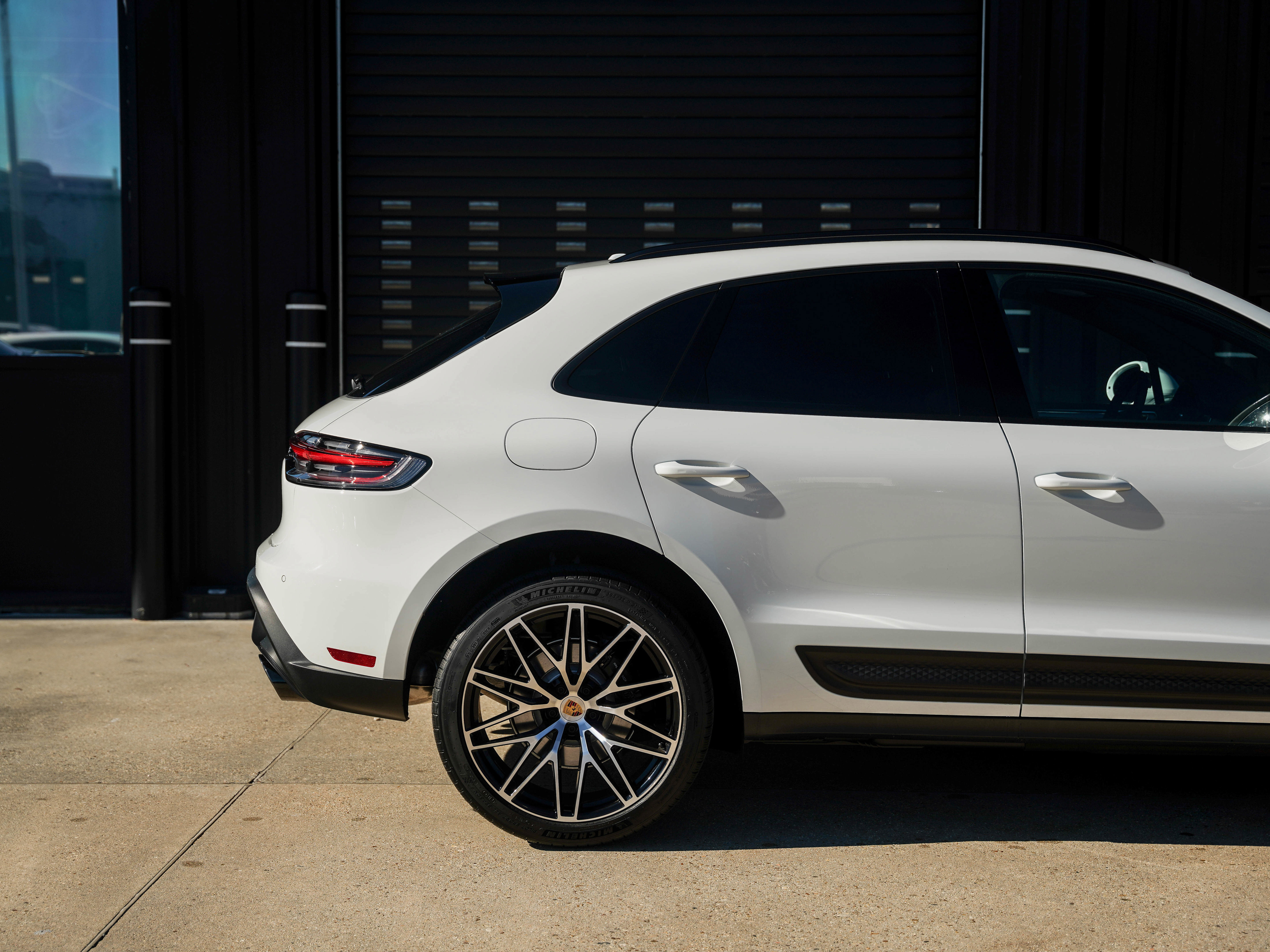 Certified 2026 Porsche Macan AWD/4WD image 14