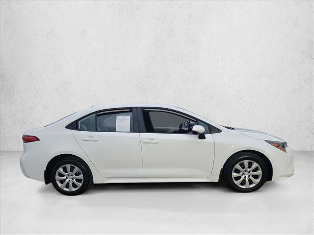 Used 2025 Toyota Corolla LE image 4