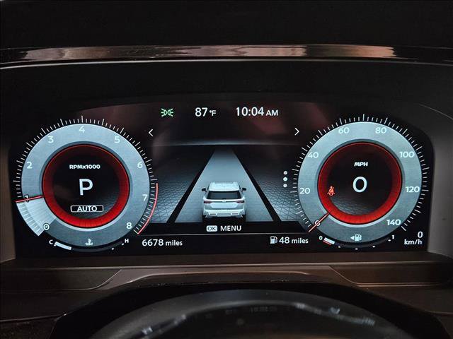 Used 2025 Nissan Pathfinder Platinum AWD/4WD image 10