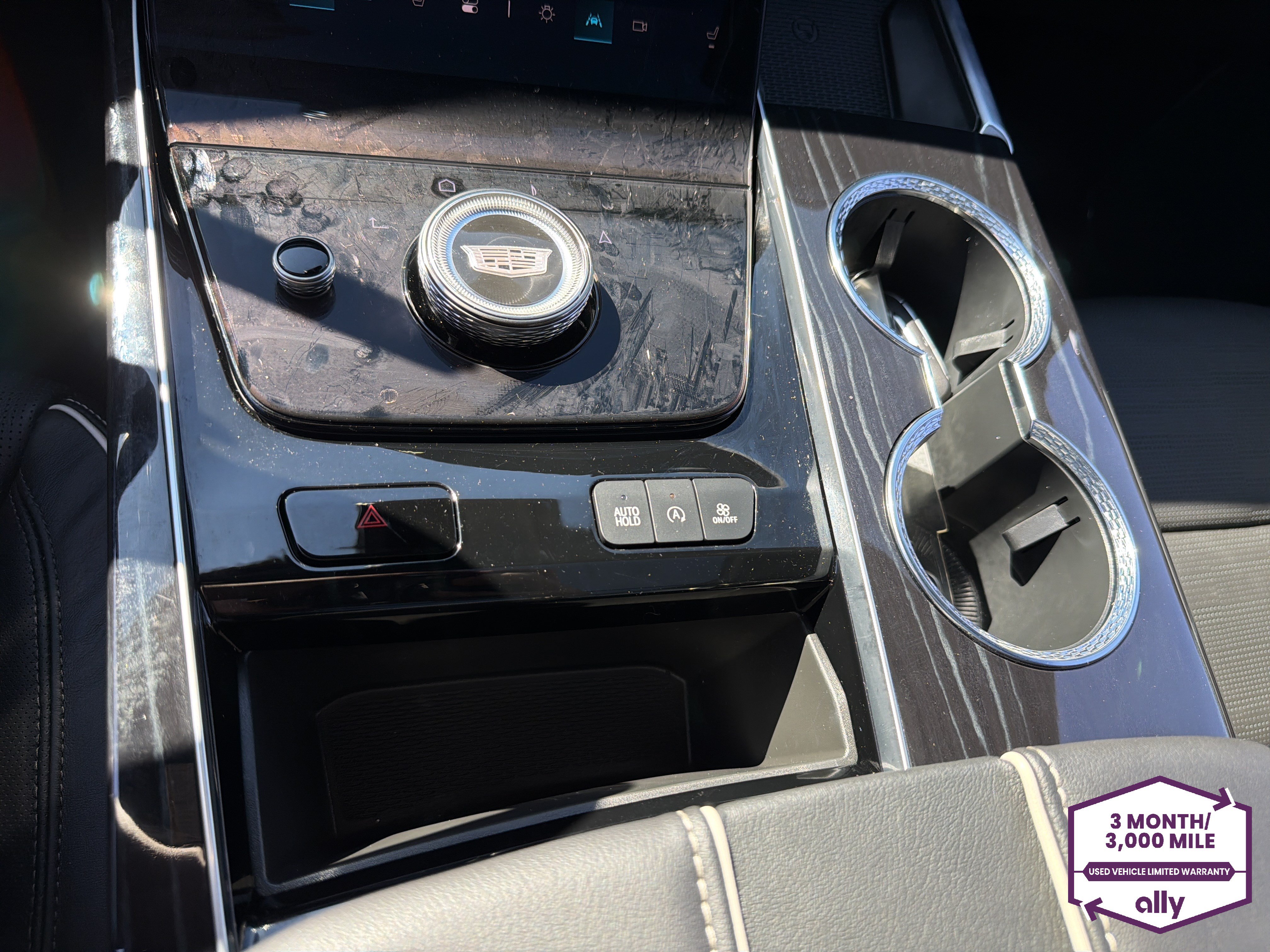 Used 2026 Cadillac Escalade Sport w/ LPO, ONYX Package AWD/4WD image 25