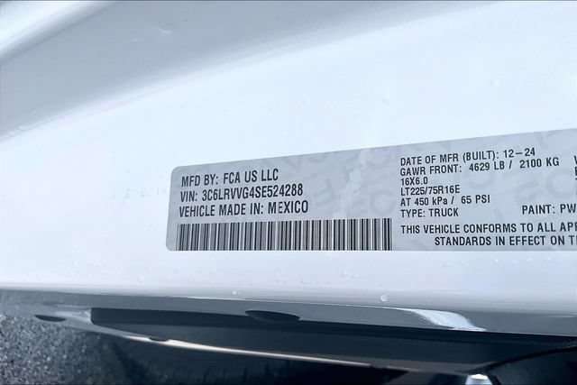 Used 2025 RAM ProMaster 2500 w/ U-Haul Equipment Group FWD image 18