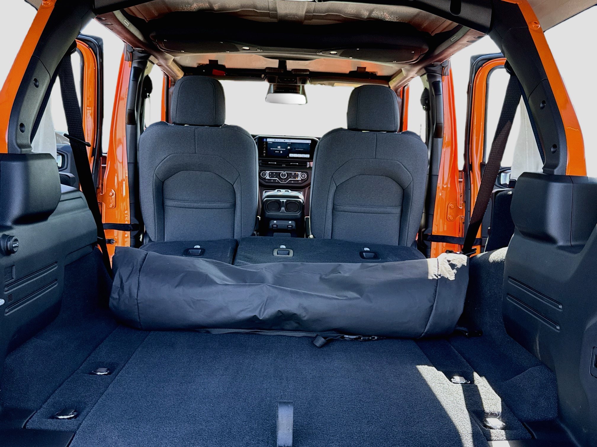 Used 2025 Jeep Wrangler Unlimited Sport AWD/4WD image 21