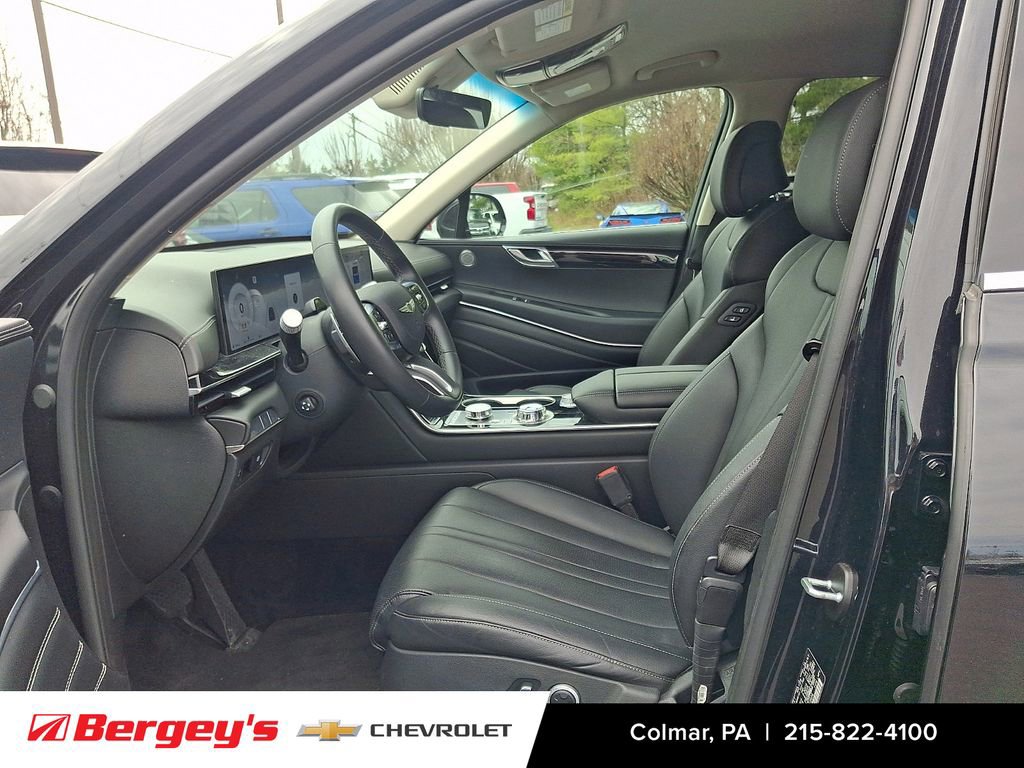 Used 2025 Genesis GV80 2.5T Standard image 16