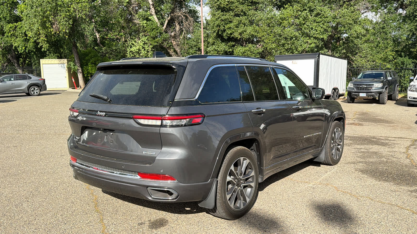 Used 2024 Jeep Grand Cherokee Overland w/ Trailer Tow Package image 5