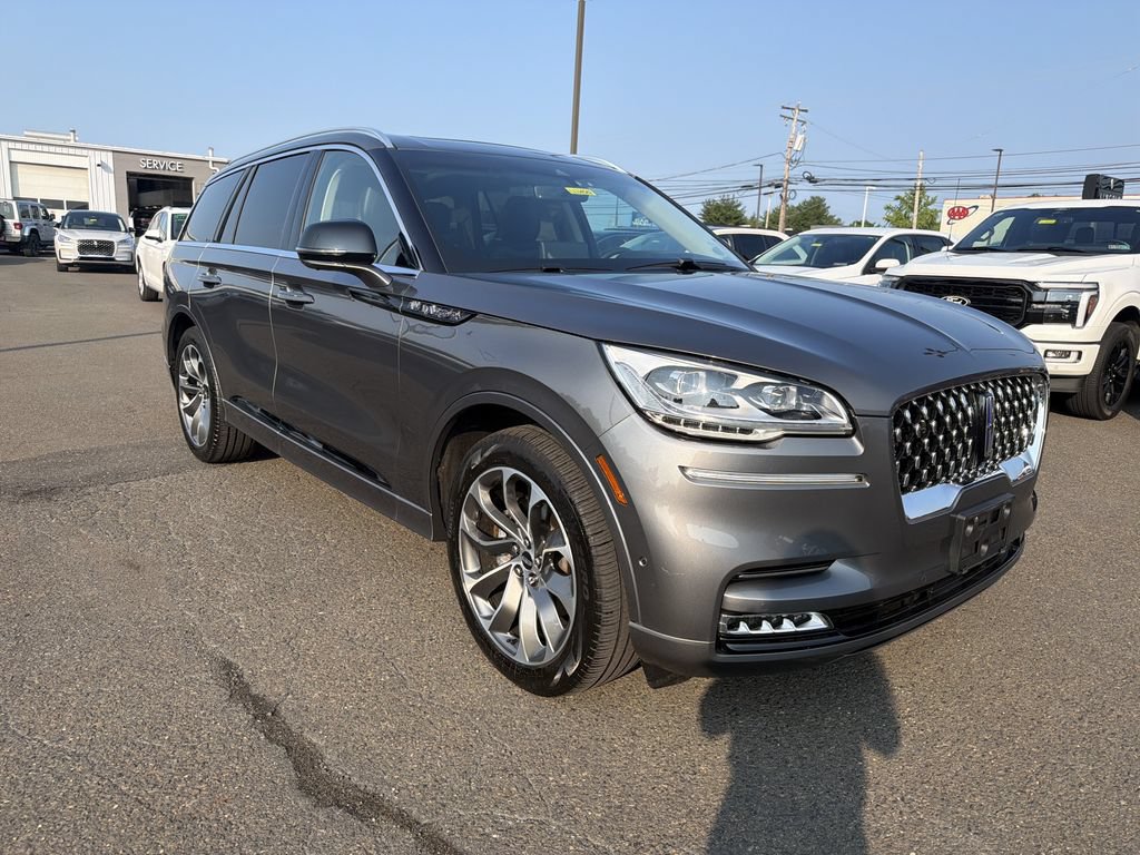 Certified 2023 Lincoln Aviator Grand Touring w/ Equipment Group 301A AWD/4WD image 8