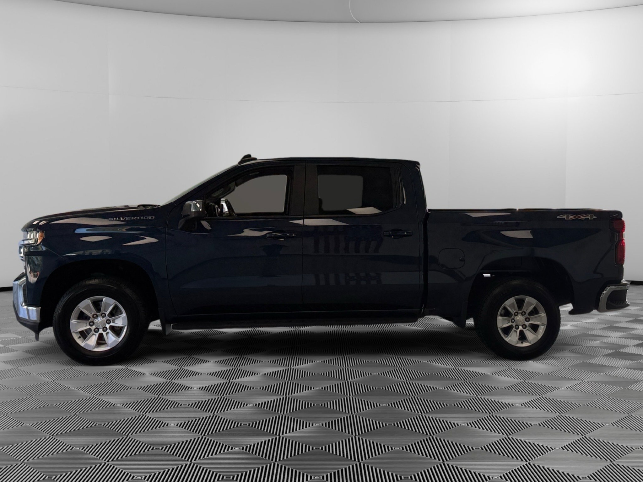 Used 2019 Chevrolet Silverado 1500 LT w/ All-Star Edition AWD/4WD image 5