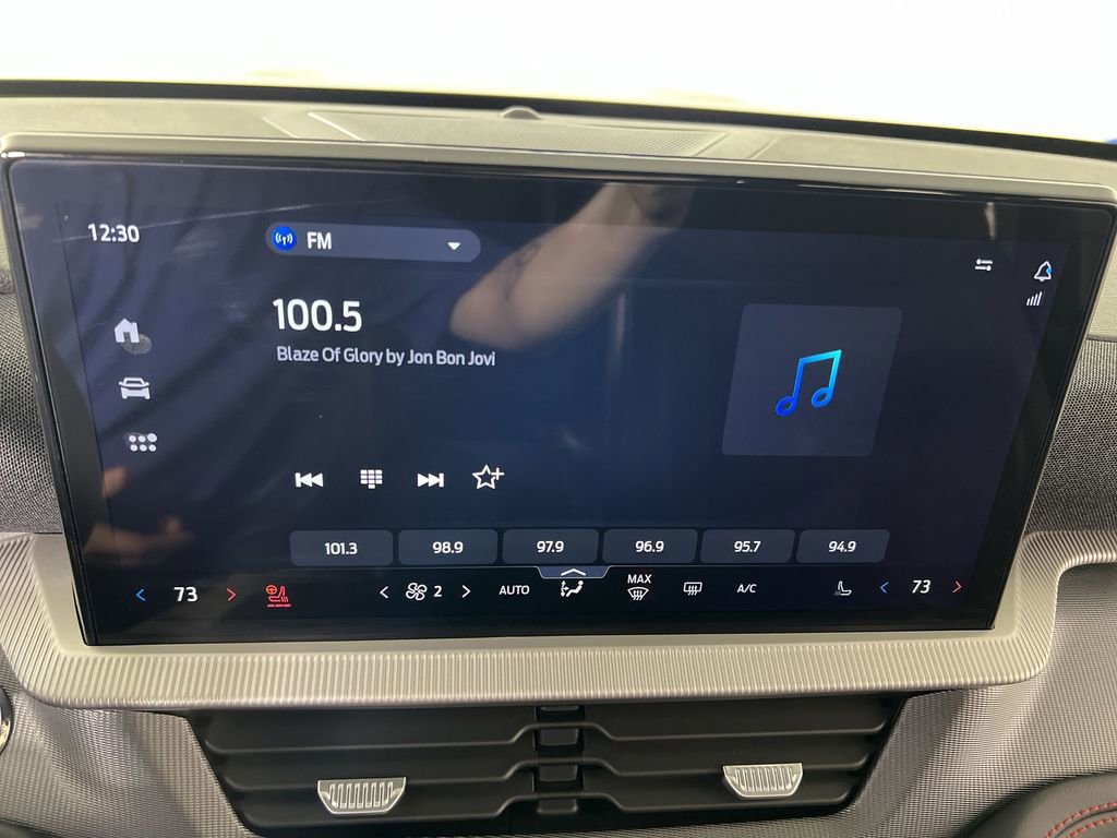 Used 2026 Ford Explorer ST-Line w/ ST-Line Street Pack image 14