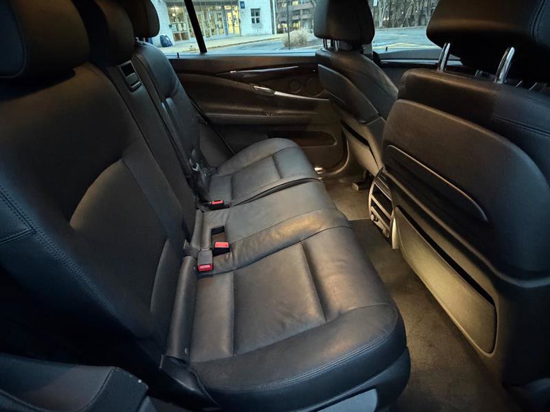 Used 2017 BMW 535i Gran Turismo image 24