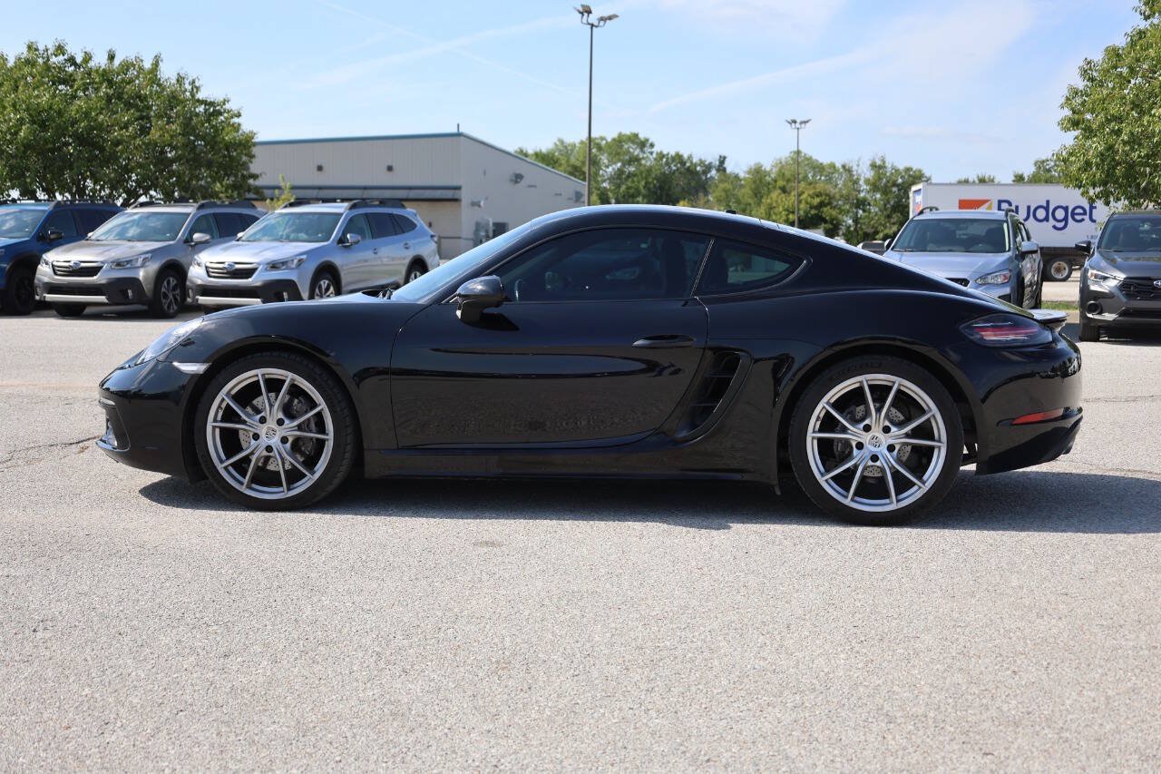 Used 2019 Porsche 718 Cayman RWD image 8