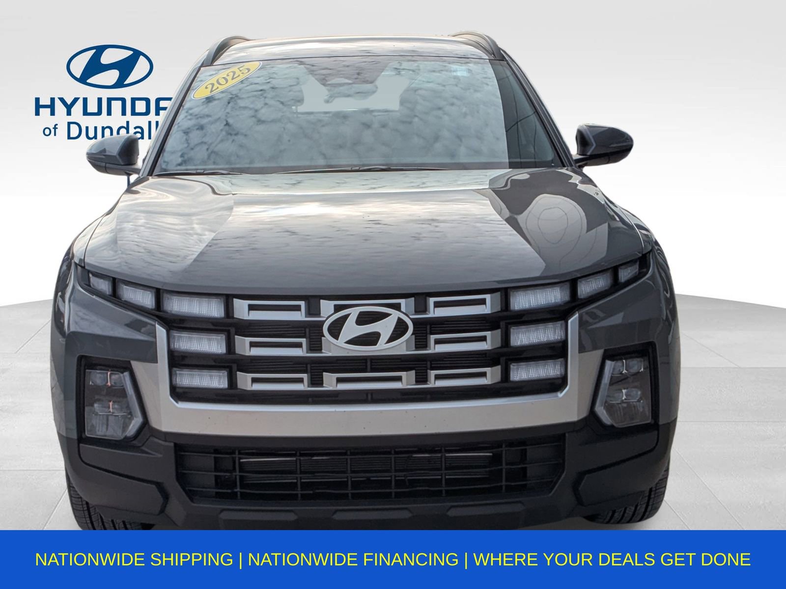 Used 2025 Hyundai Santa Cruz SEL image 2