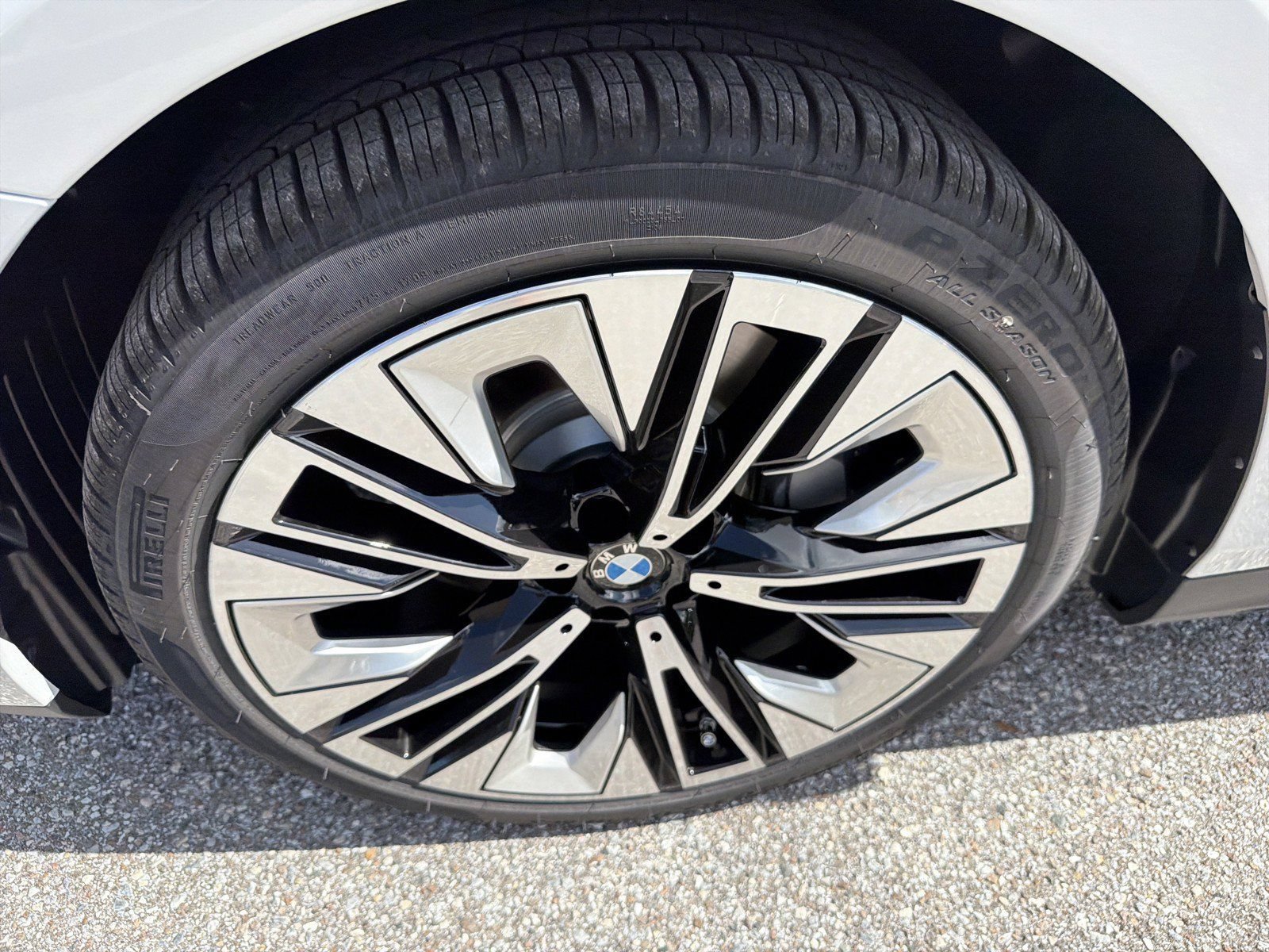 New 2027 BMW 530i RWD image 10