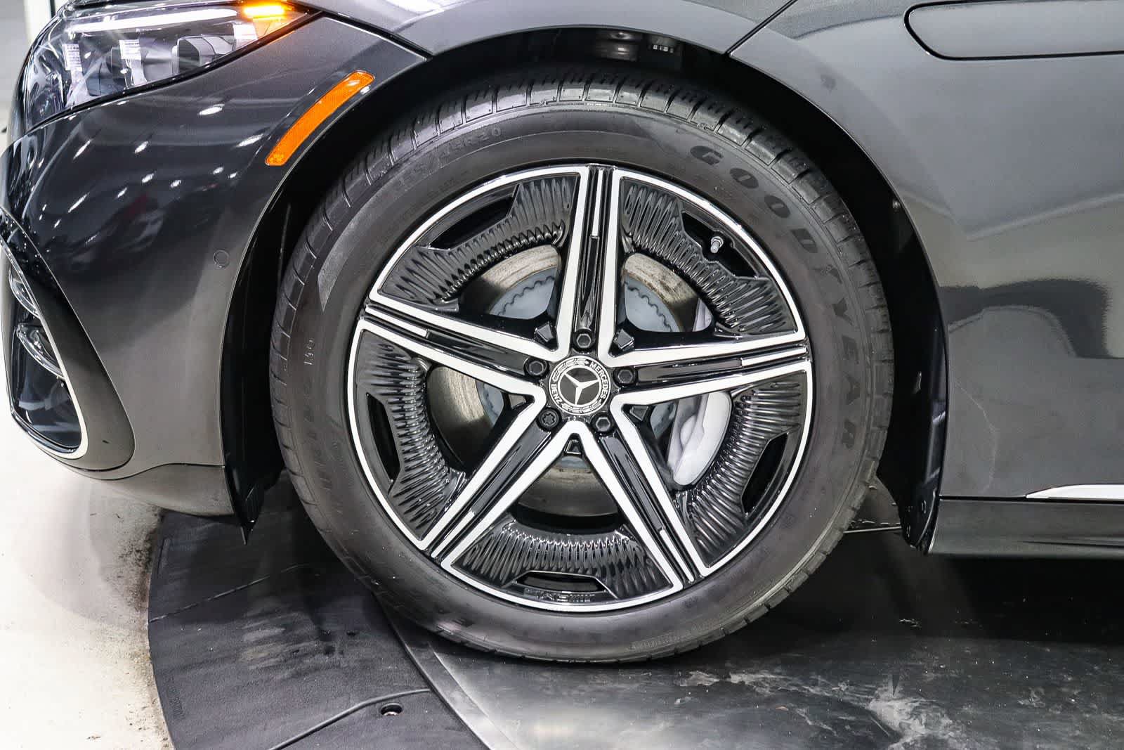 Used 2024 Mercedes-Benz EQS 450+ 4MATIC Sedan image 9