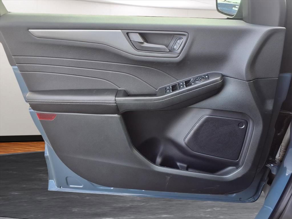 New 2026 Ford Escape Active w/ Cold Weather Package image 13