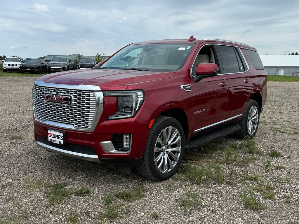 Used 2023 GMC Yukon Denali AWD/4WD image 5