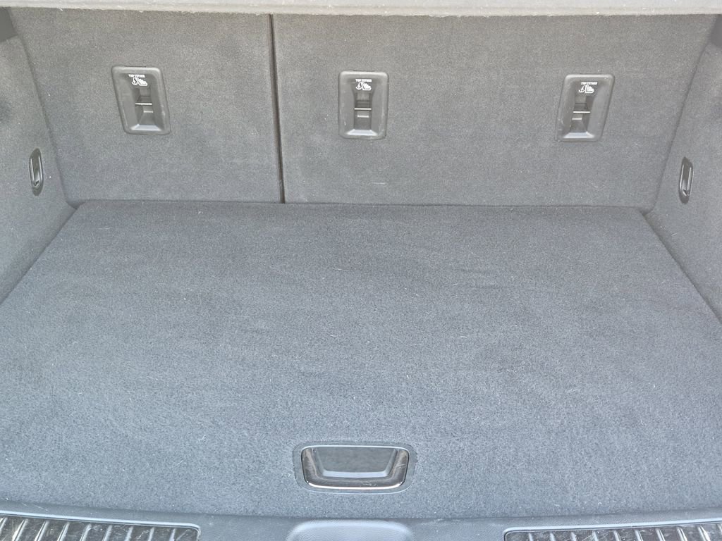Used 2023 Cadillac XT4 Sport FWD image 37