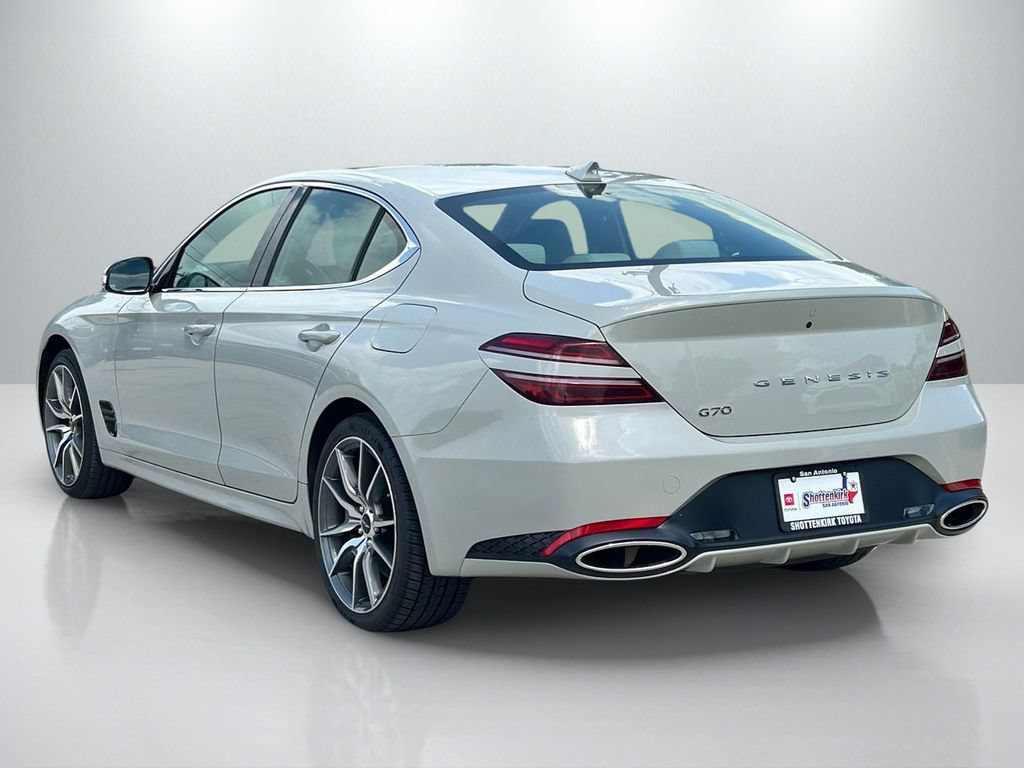 Used 2025 Genesis G70 2.5T RWD image 7