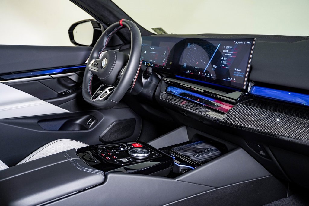 Used 2025 BMW M5 Touring w/ M Driver's Package image 14