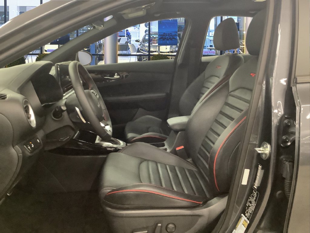 Certified 2023 Kia Forte GT w/ GT2 Package FWD image 17