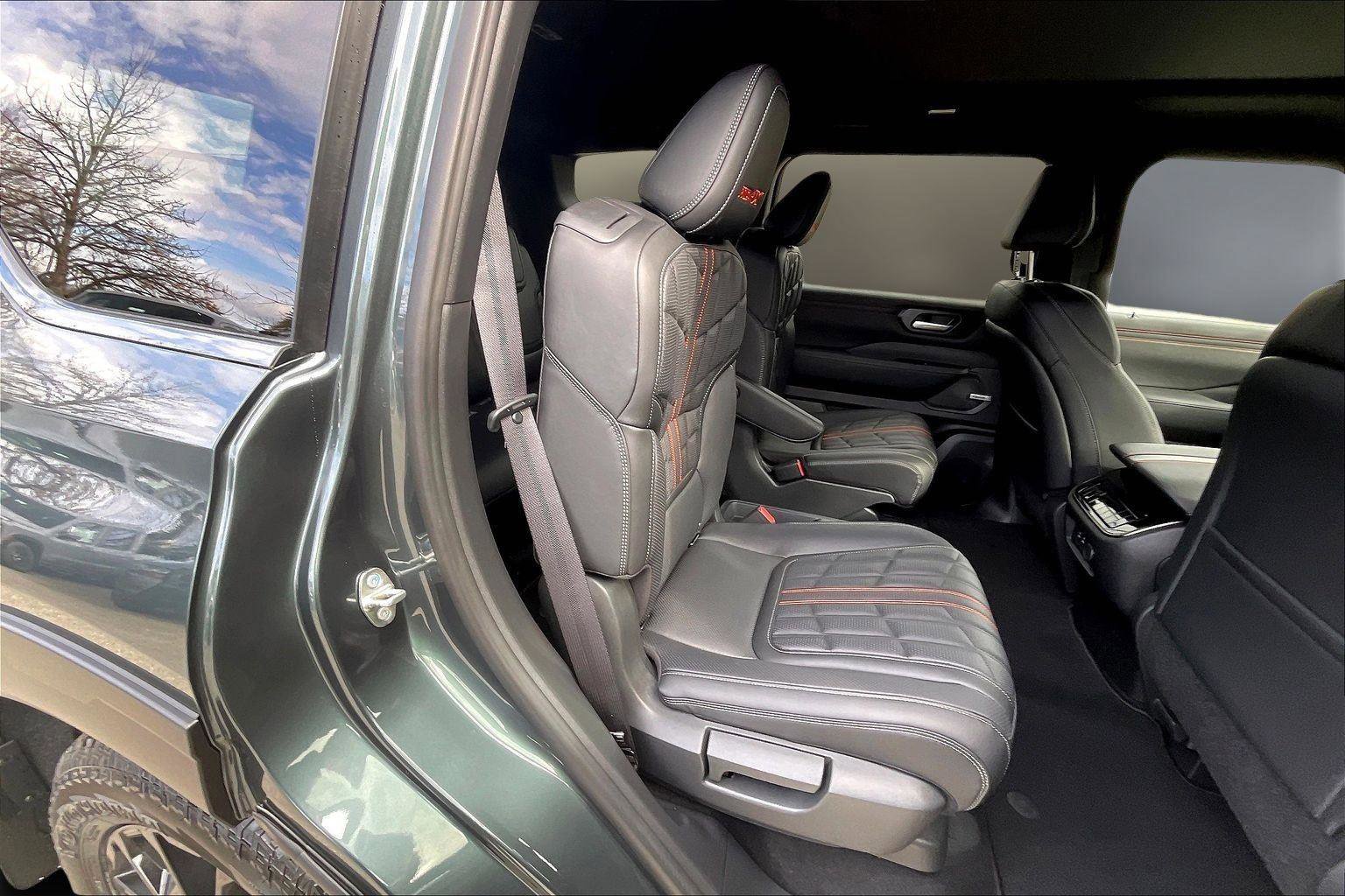 New 2026 Nissan Armada PRO-4X AWD/4WD image 9
