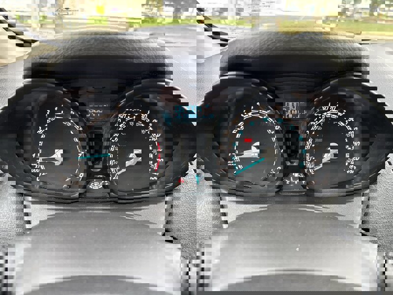 Used 2017 Ford Fiesta S image 37