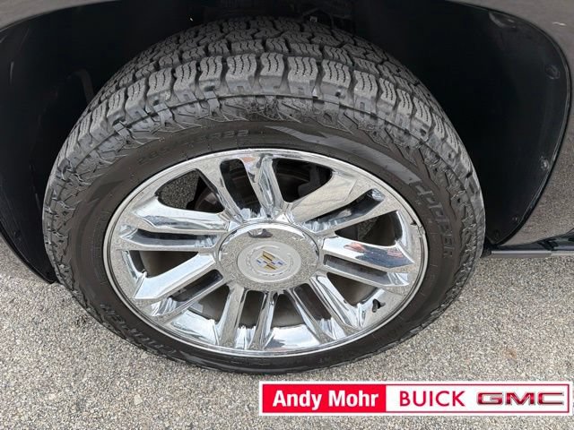 Used 2012 Cadillac Escalade Platinum AWD/4WD image 15