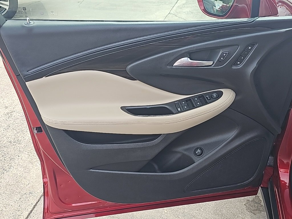 Used 2019 Buick Envision Essence w/ LPO, Active Package image 11