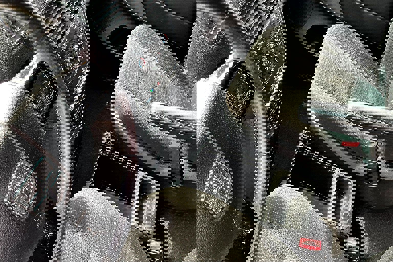 Used 2017 Dodge Grand Caravan SE image 14