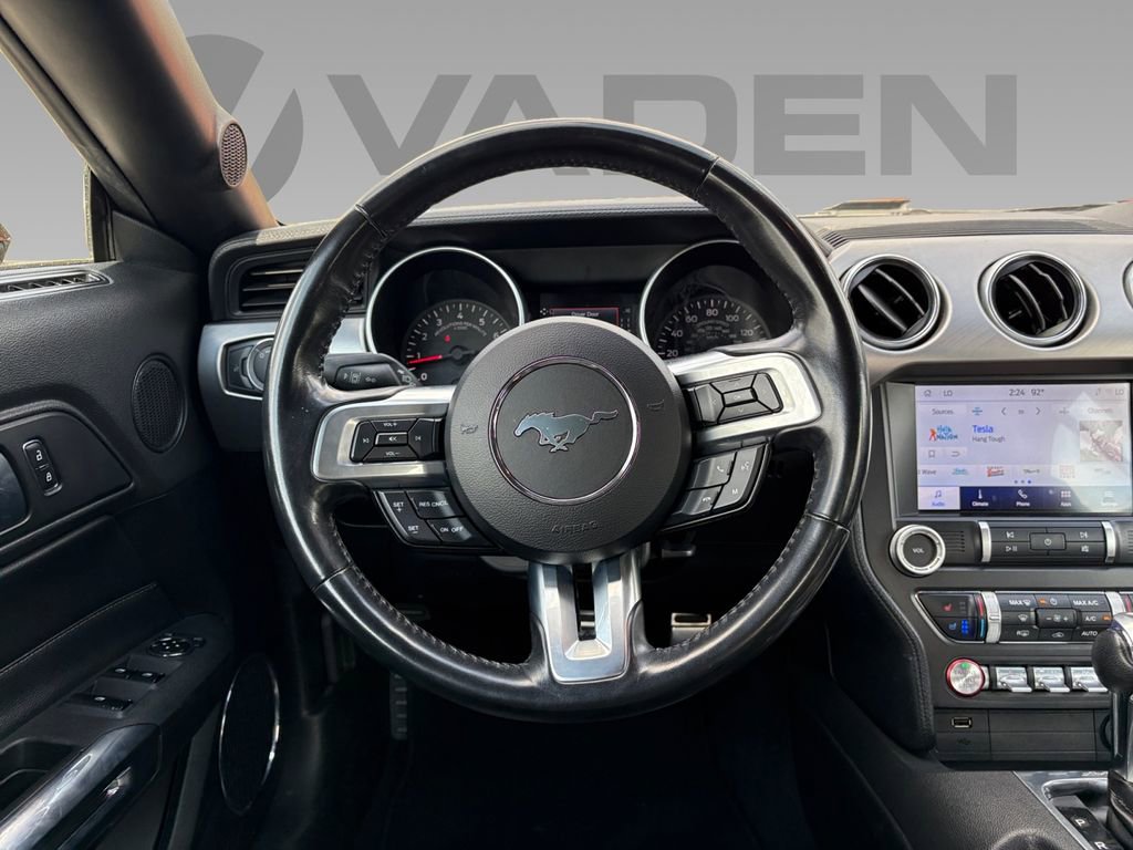 Used 2023 Ford Mustang Premium image 9
