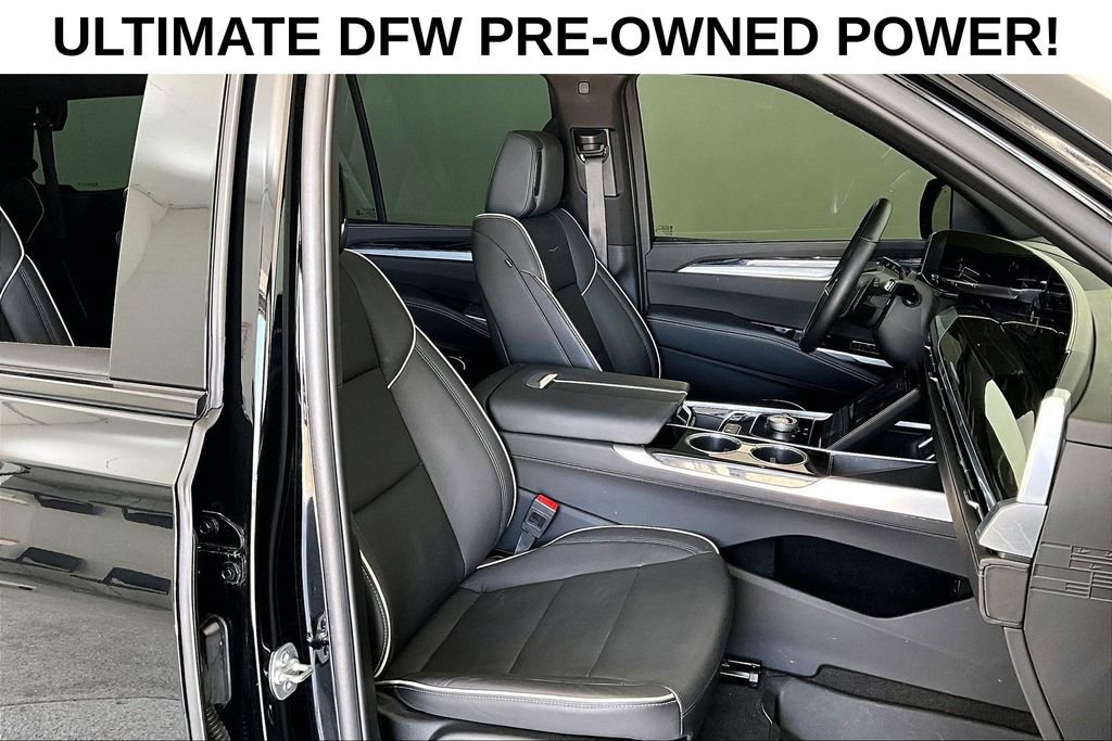 Used 2025 Cadillac Escalade Sport w/ Touring Package AWD/4WD image 10