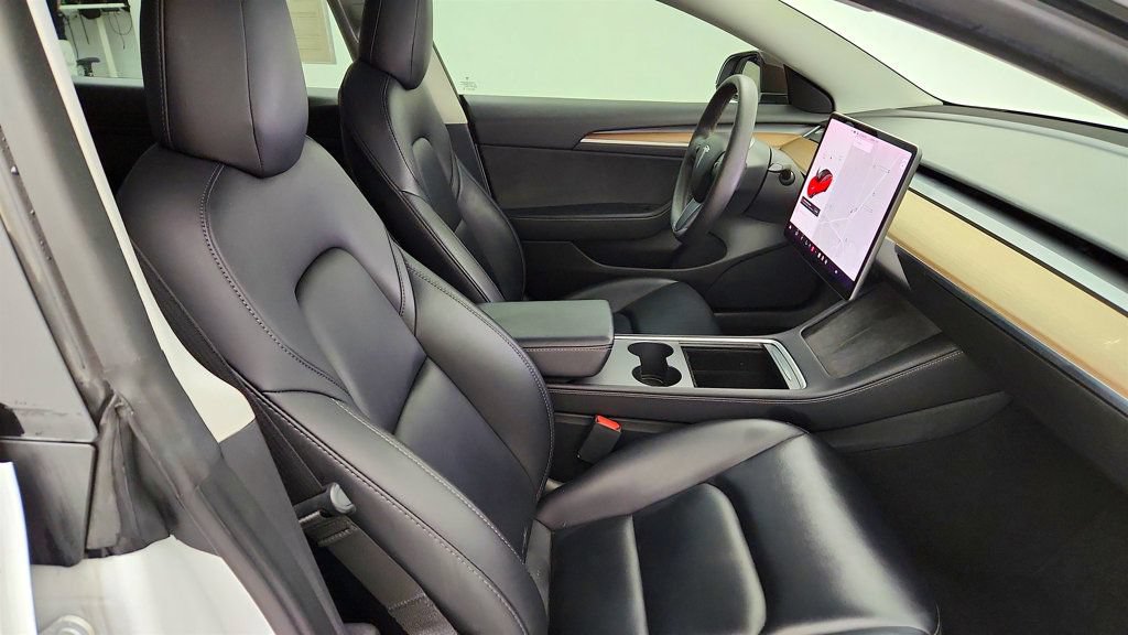 Used 2021 Tesla Model 3 Standard Range Plus RWD image 28