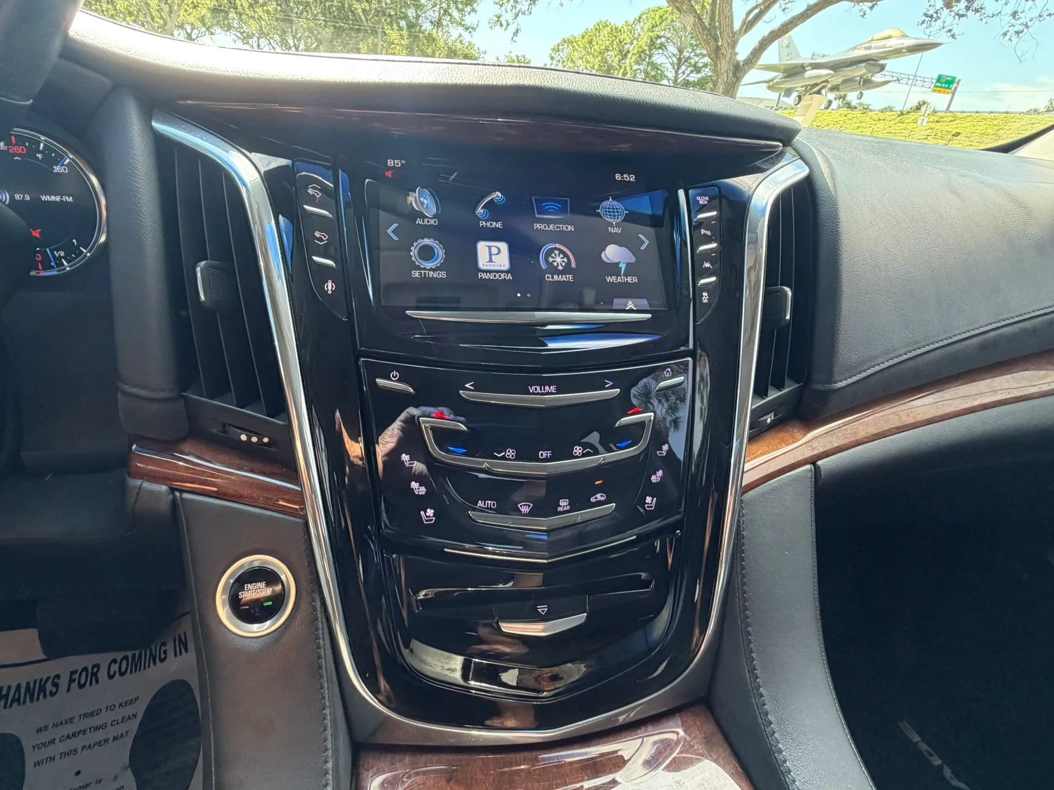 Used 2016 Cadillac Escalade Luxury RWD image 39