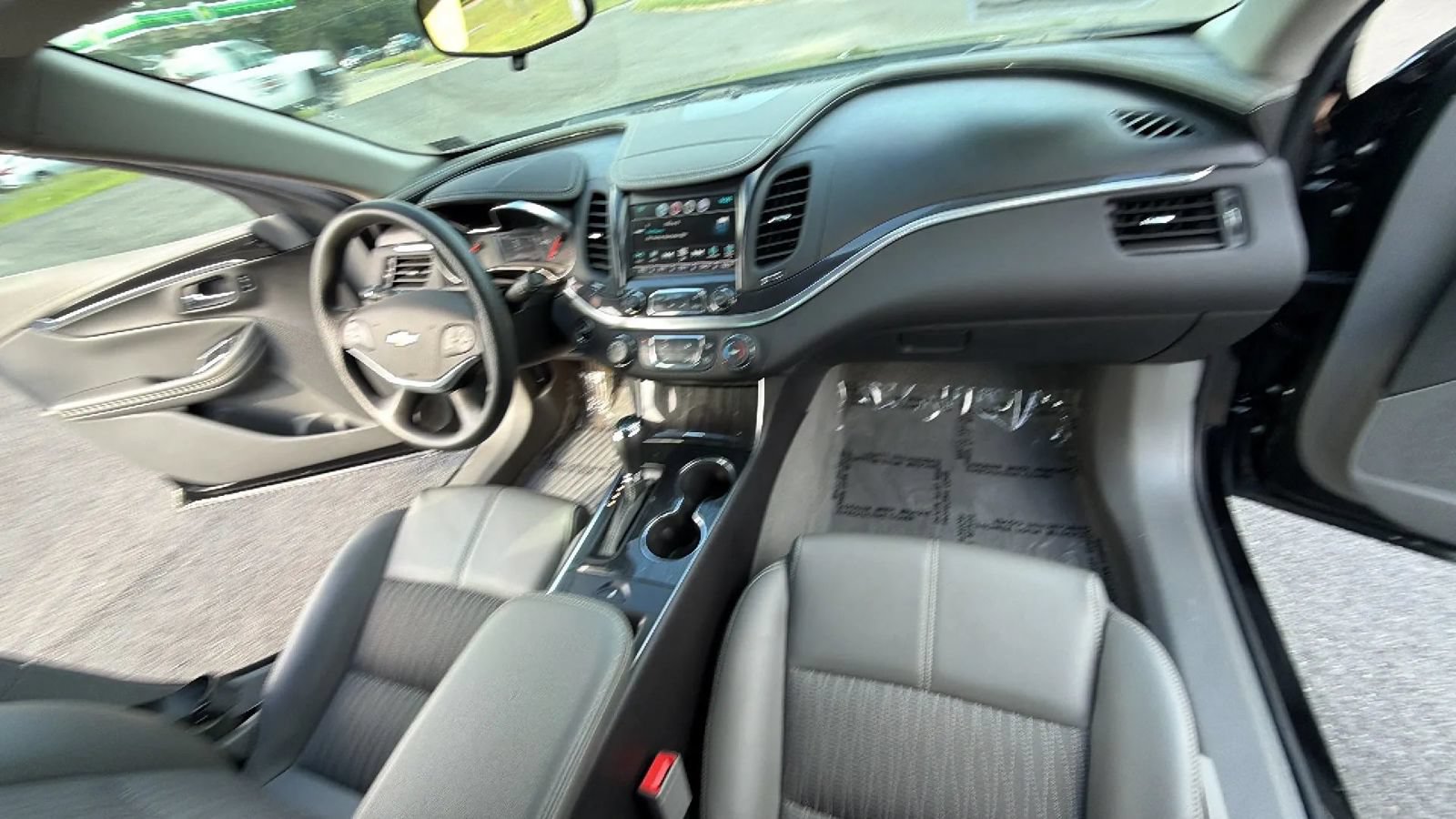 Used 2018 Chevrolet Impala LS FWD image 49