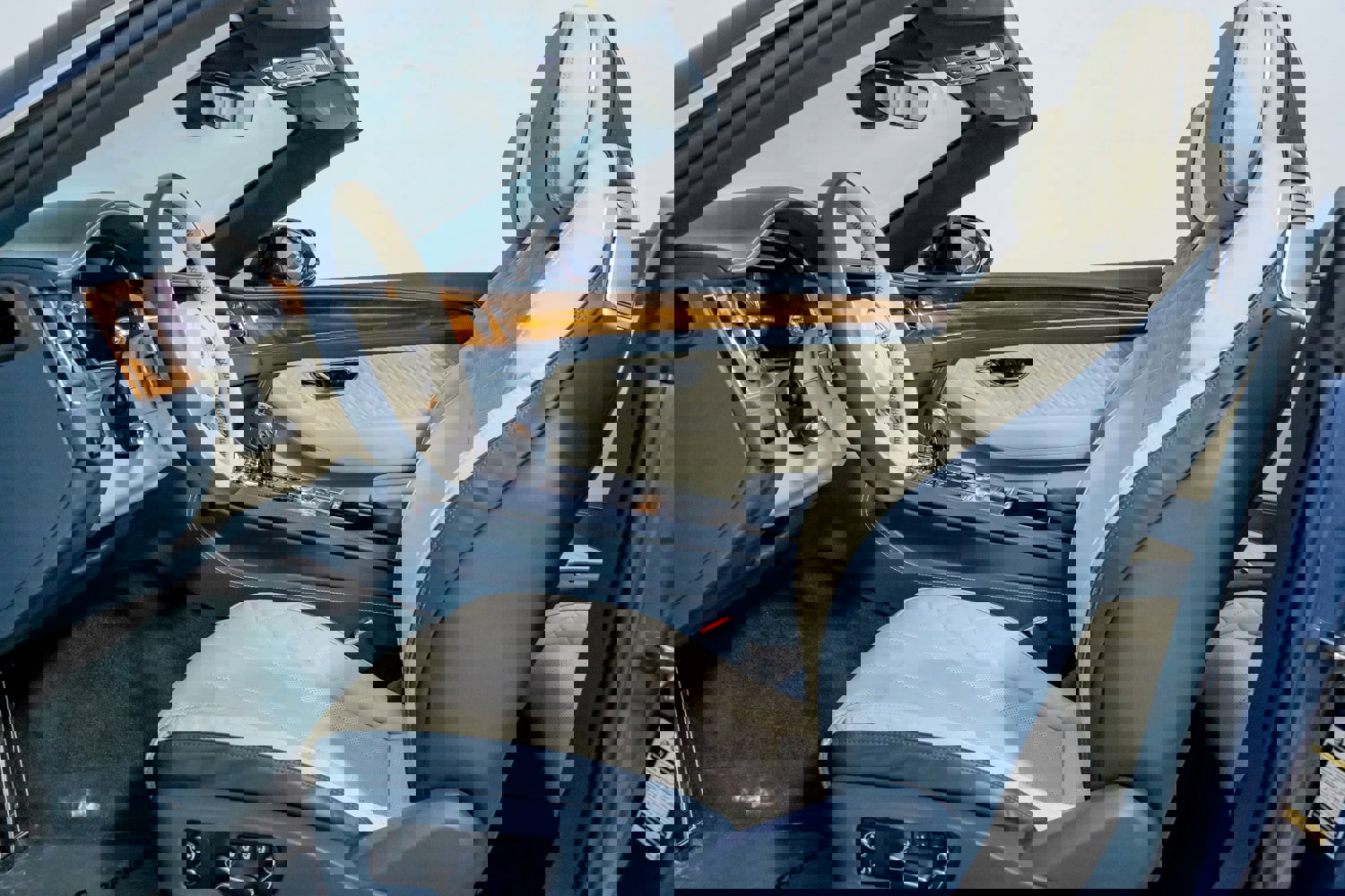 Used 2021 Bentley Continental GT image 27