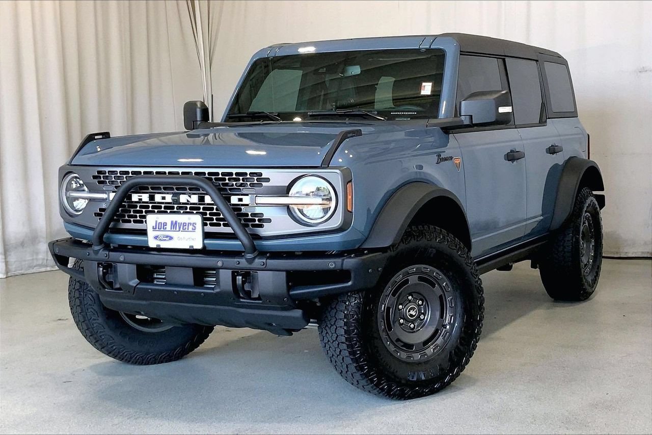 Used 2025 Ford Bronco Badlands AWD/4WD image 12