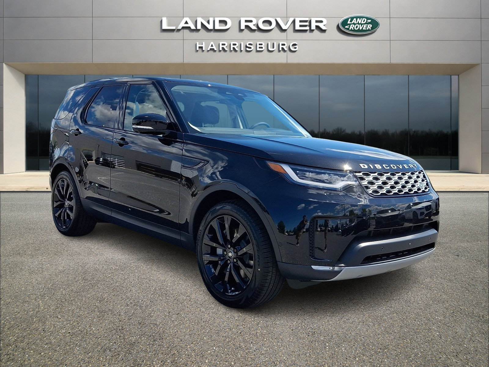 New 2026 Land Rover Discovery S AWD/4WD image 3