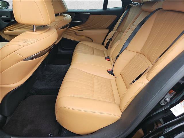 Used 2023 Lexus LS 500 w/ Interior Upgrade Package RWD image 19