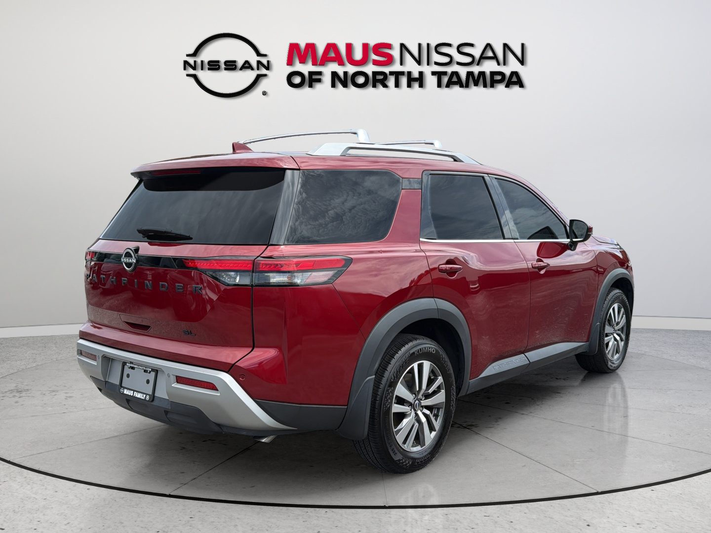 Certified 2022 Nissan Pathfinder SL w/ SL Black Package FWD image 10
