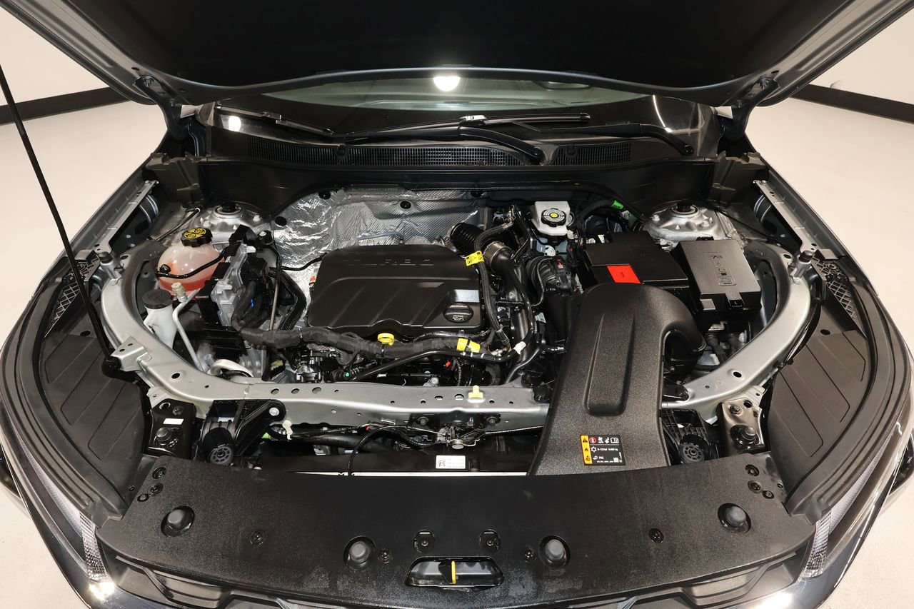 Certified 2025 Chevrolet Trax LT image 30